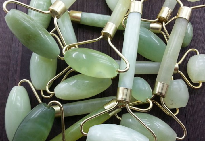 Beauty Jade Massage Facial Roller - MICHI TO SATI