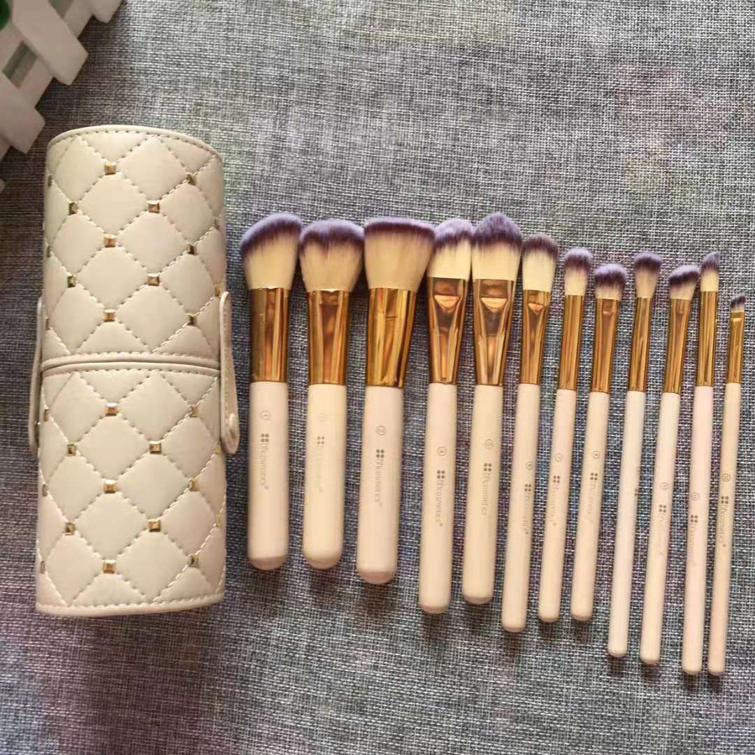 12 Makeup brush set